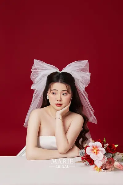 Phông Đỏ Trơn - Marie Bridal