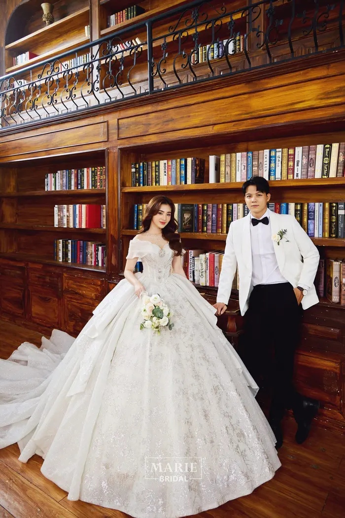 Alibaba - Marie Bridal