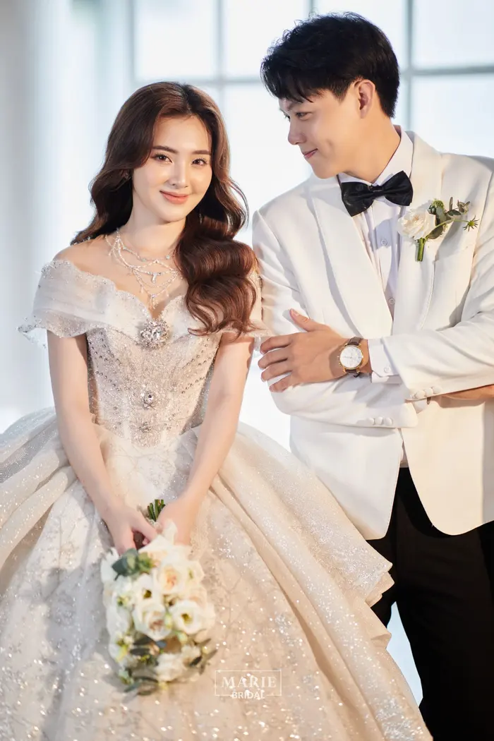 Alibaba - Marie Bridal