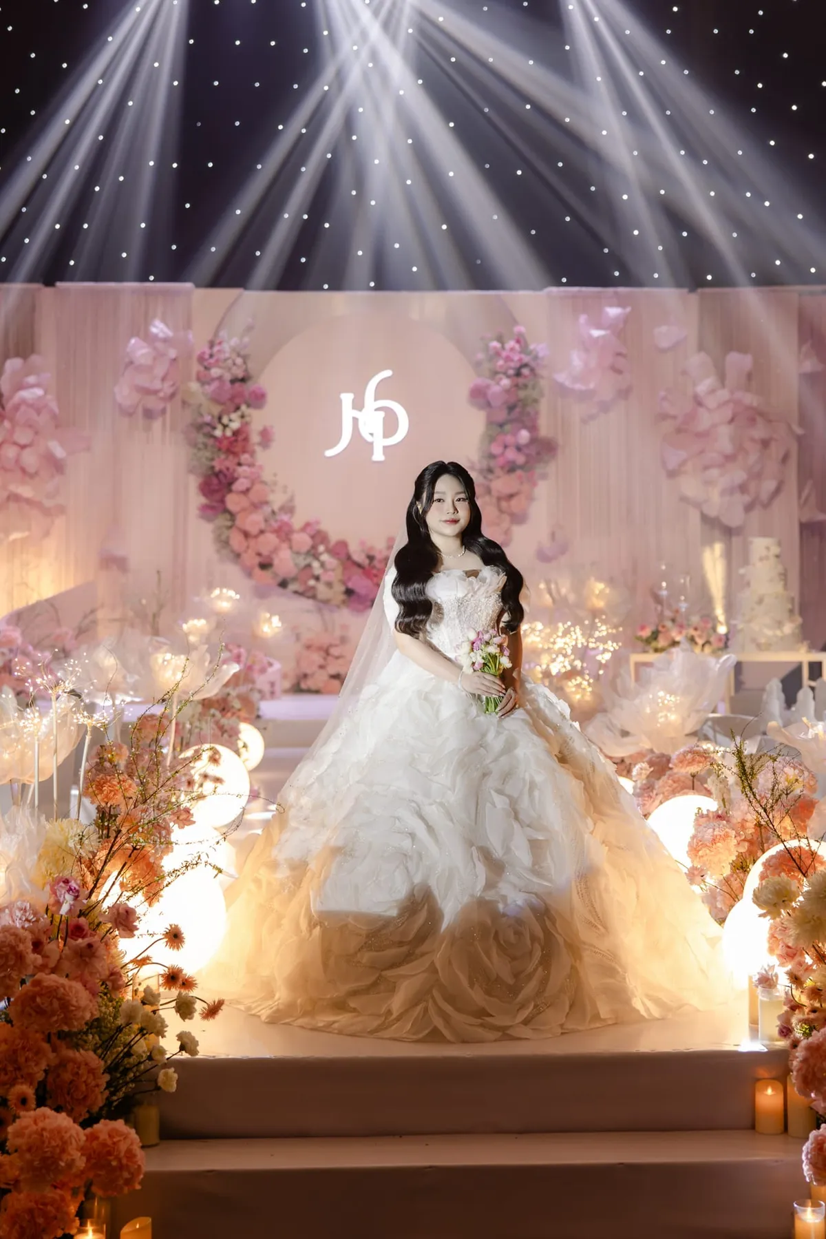 Ảnh minh hoạ bài viết - Marie Bridal