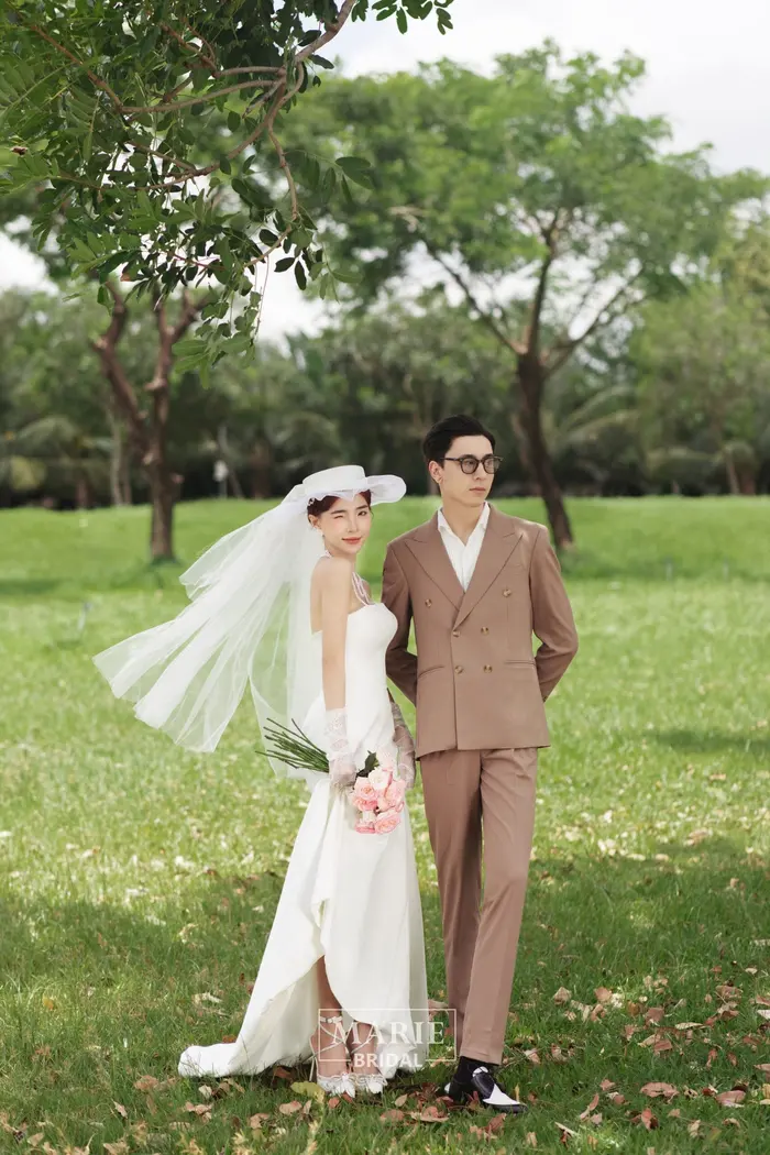 Công Viên Quận 7 - Marie Bridal