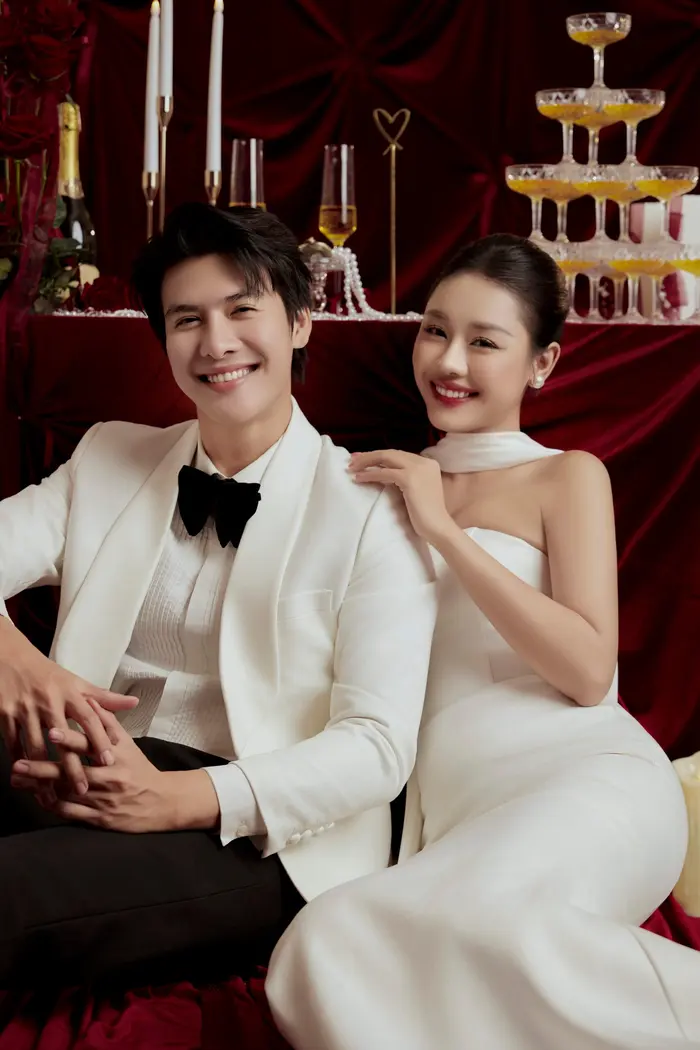 Concept Bàn Tiệc – Phông Đỏ - Marie Bridal