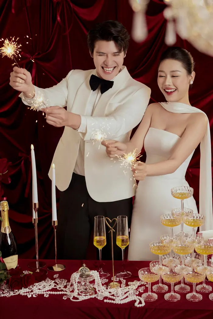 Concept Bàn Tiệc – Phông Đỏ - Marie Bridal