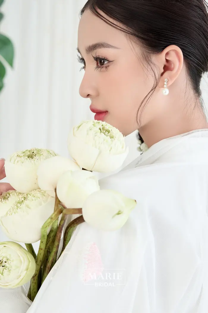 Concept Hoa Sen – Việt Phục - Marie Bridal