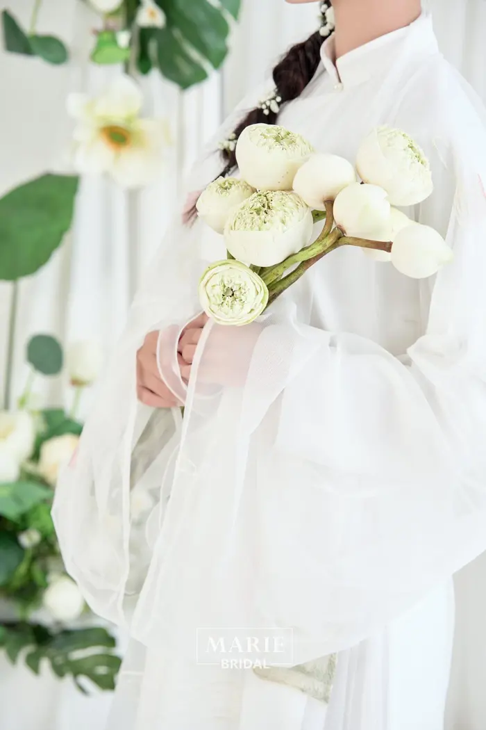 Concept Hoa Sen – Việt Phục - Marie Bridal