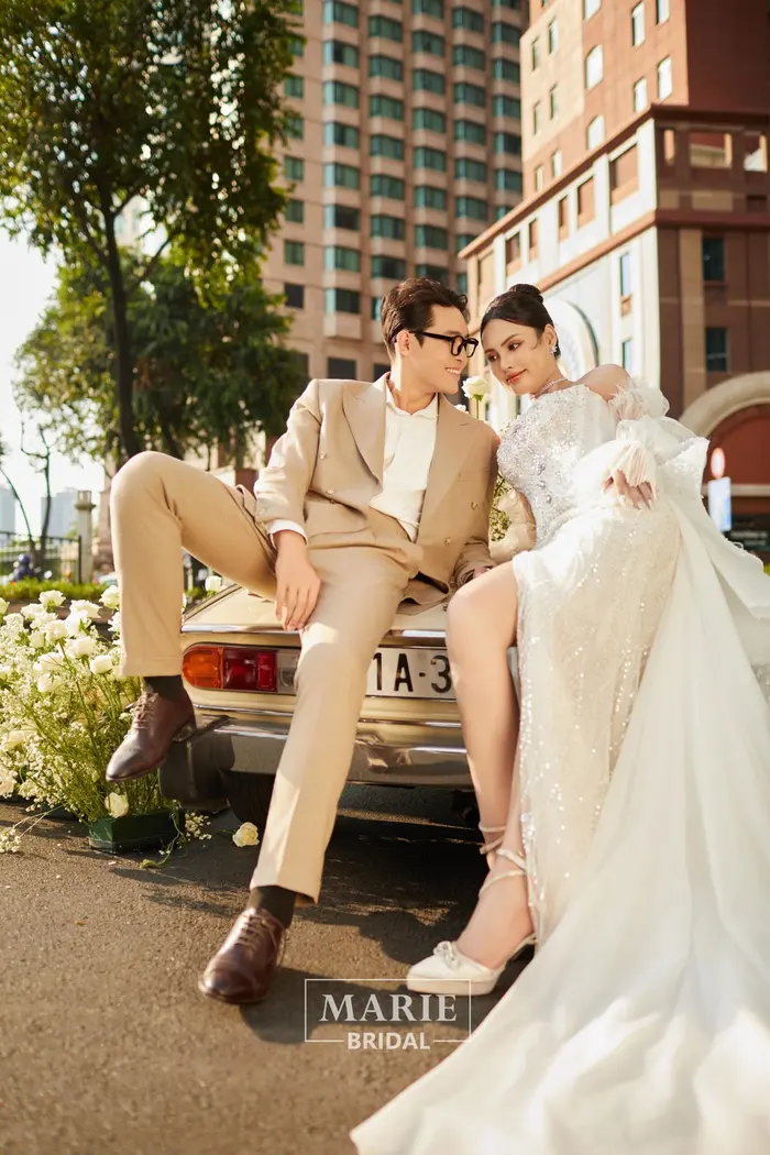 Công Trường Mê Linh - Marie Bridal