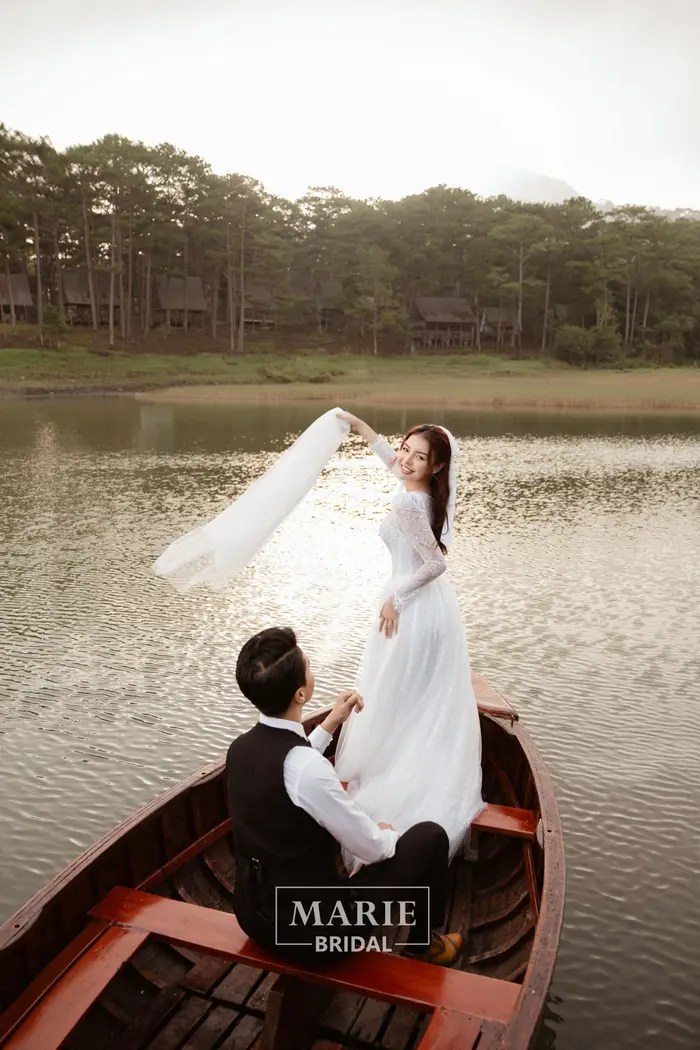 Hồ Tuyền Lâm - Marie Bridal