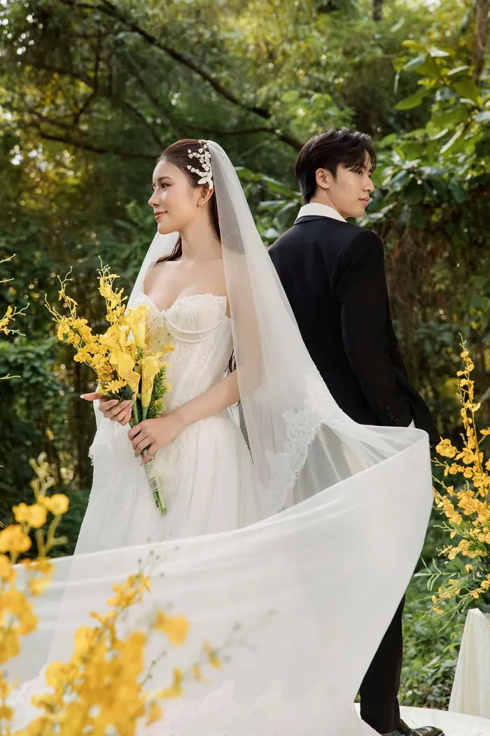 Ngoại cảnh Sài Gòn - ảnh cưới Marie Bridal