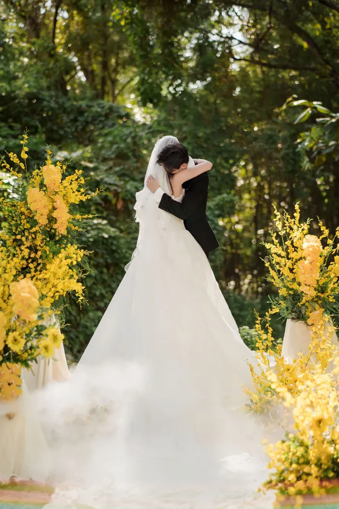Ngoại cảnh Sài Gòn - ảnh cưới Marie Bridal