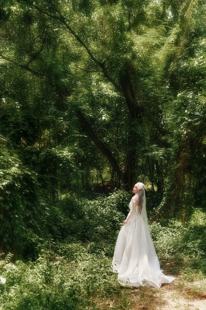 Ngoại cảnh Sài Gòn - ảnh cưới Marie Bridal