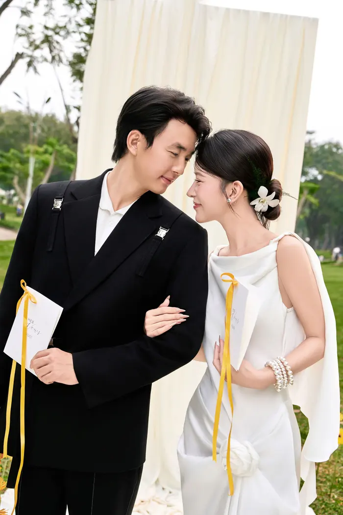 Ngoại cảnh Sài Gòn - ảnh cưới Marie Bridal