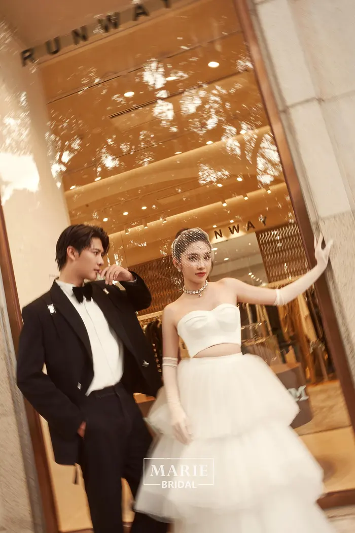 Ngoại cảnh Sài Gòn - ảnh cưới Marie Bridal