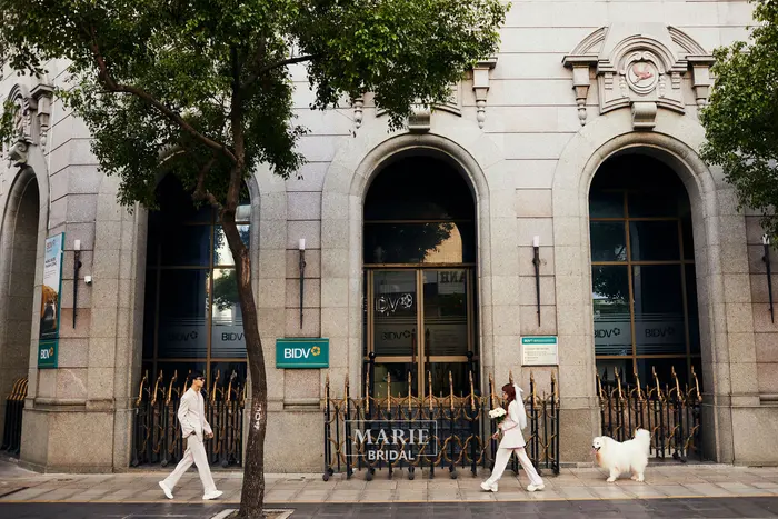 Ngoại cảnh Sài Gòn - ảnh cưới Marie Bridal