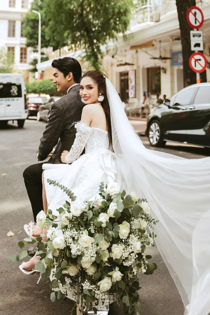 Ngoại cảnh Sài Gòn - ảnh cưới Marie Bridal
