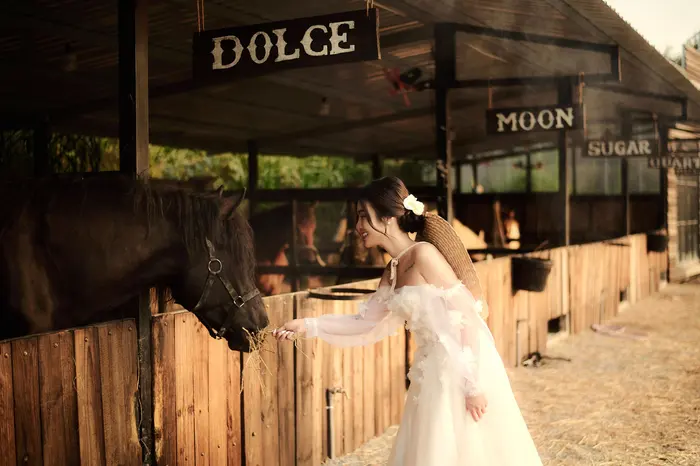 Ngoại cảnh Sài Gòn - ảnh cưới Marie Bridal