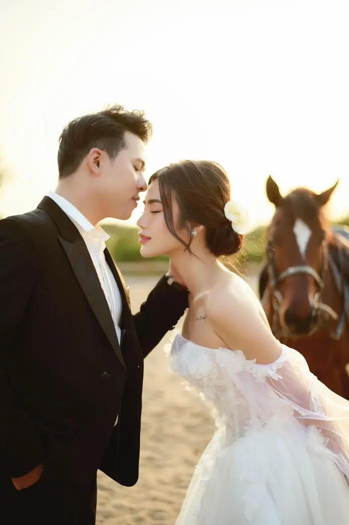 Ngoại cảnh Sài Gòn - ảnh cưới Marie Bridal