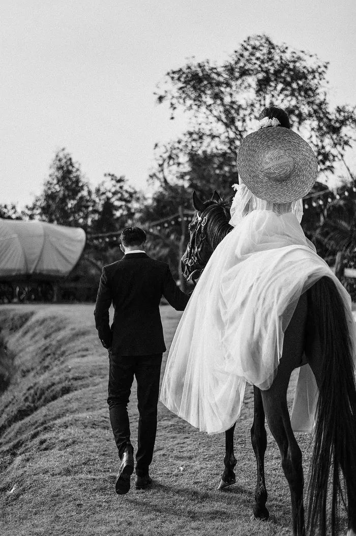 Ngoại cảnh Sài Gòn - ảnh cưới Marie Bridal