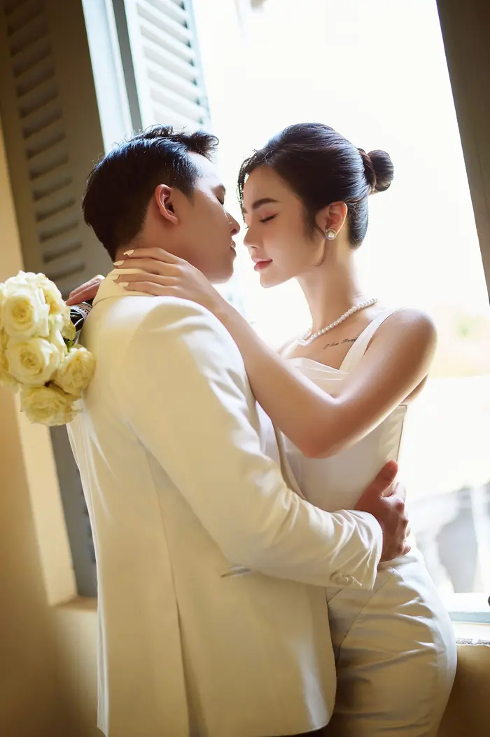 Ngoại cảnh Sài Gòn - ảnh cưới Marie Bridal