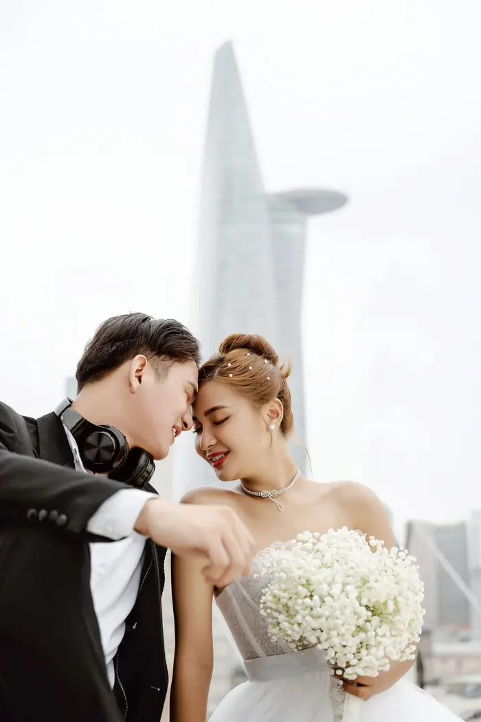 Ngoại cảnh Sài Gòn - ảnh cưới Marie Bridal
