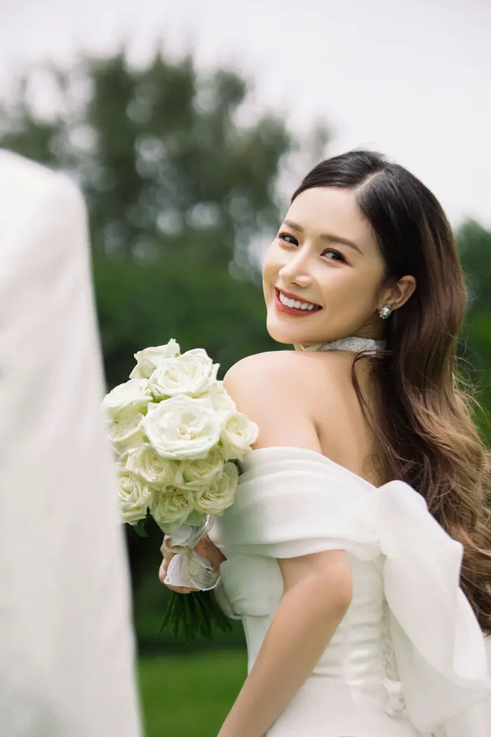 Ngoại cảnh Sài Gòn - ảnh cưới Marie Bridal