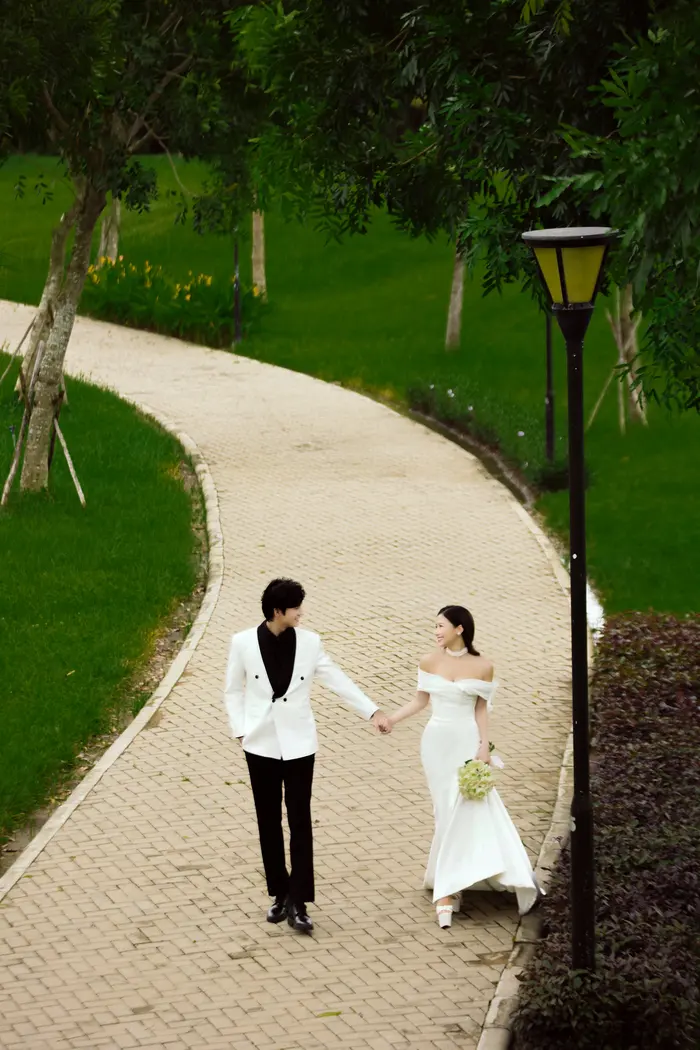 Ngoại cảnh Sài Gòn - ảnh cưới Marie Bridal