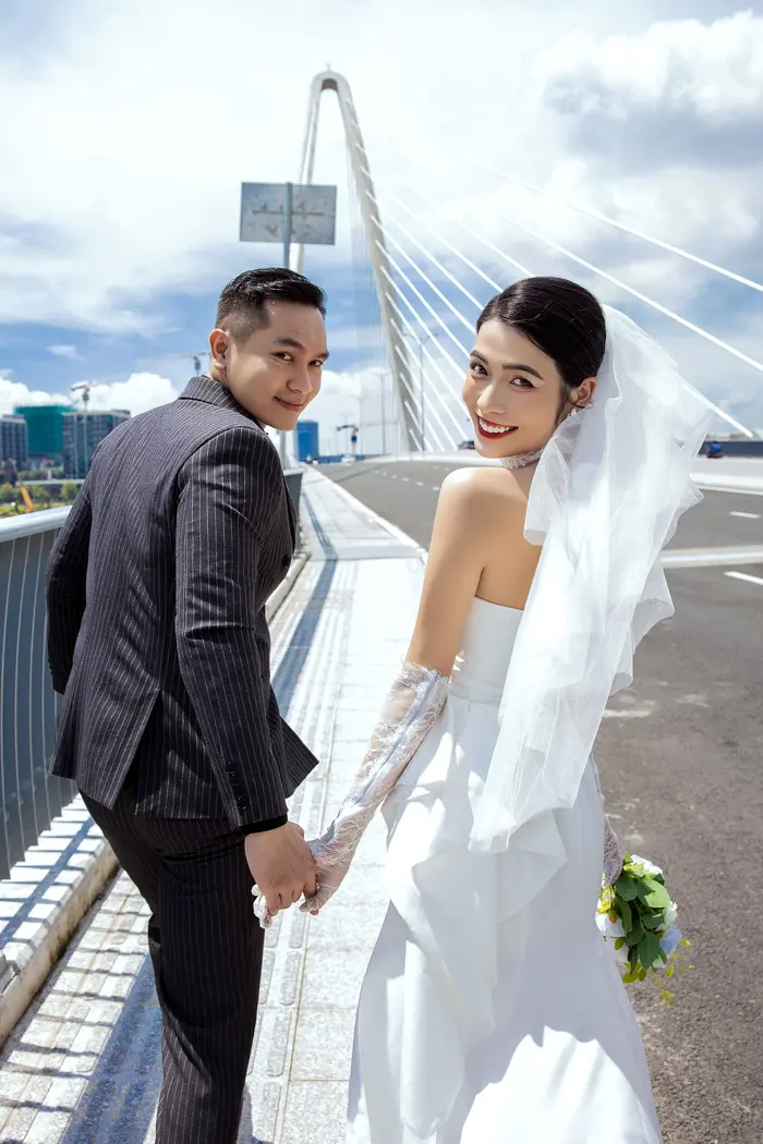 Ngoại cảnh Sài Gòn - ảnh cưới Marie Bridal