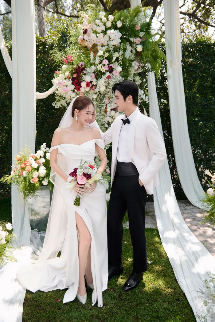 Phim trường - ảnh cưới Marie Bridal