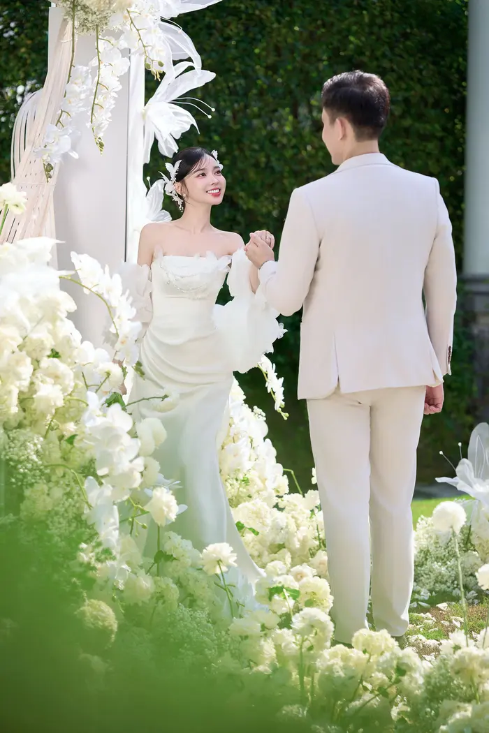 Phim trường - ảnh cưới Marie Bridal