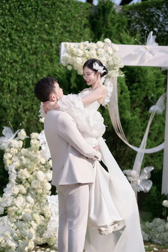 Phim trường - ảnh cưới Marie Bridal
