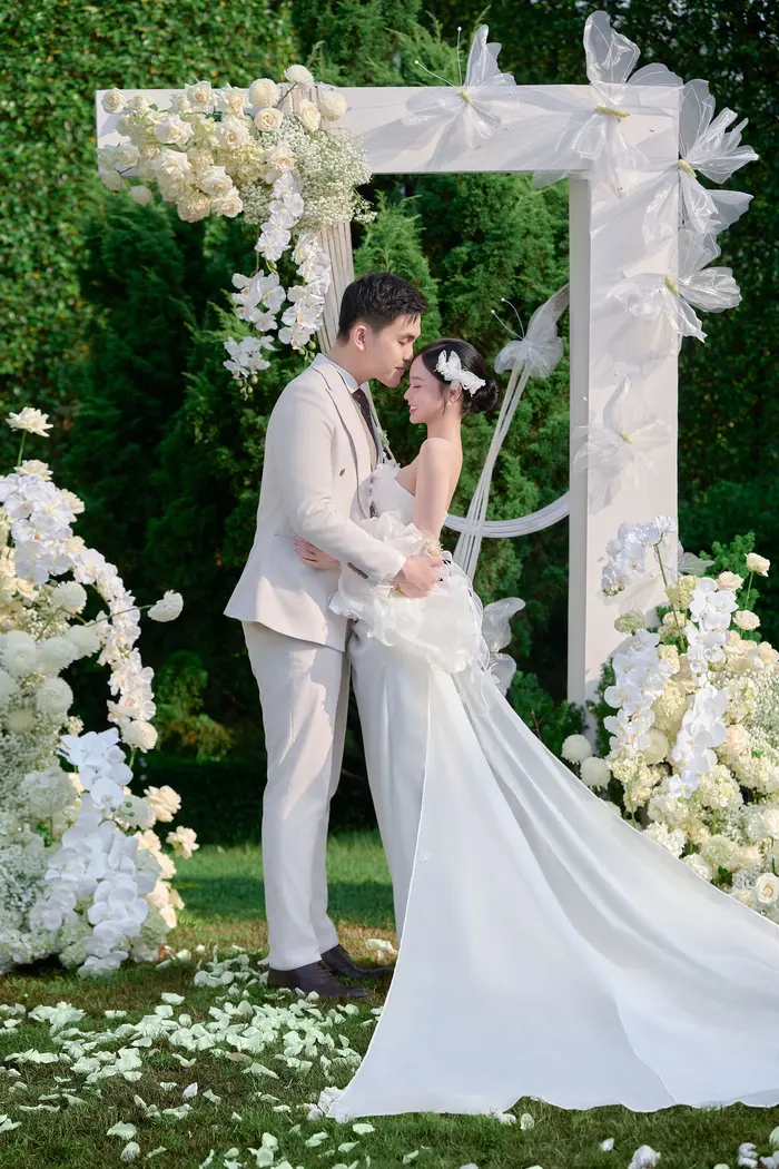 Phim trường - ảnh cưới Marie Bridal