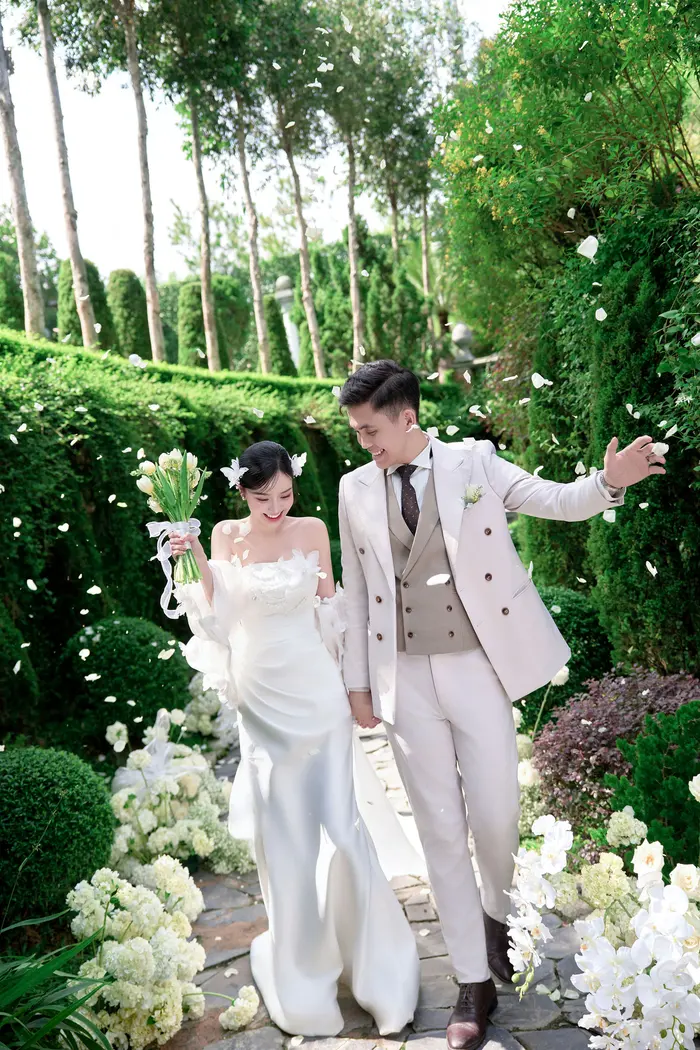 Phim trường - ảnh cưới Marie Bridal