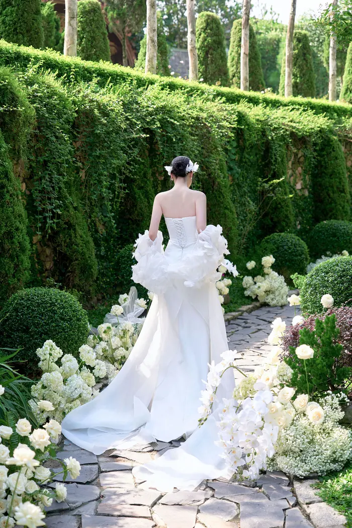 Phim trường - ảnh cưới Marie Bridal