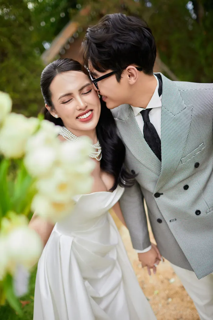 Phim trường - ảnh cưới Marie Bridal