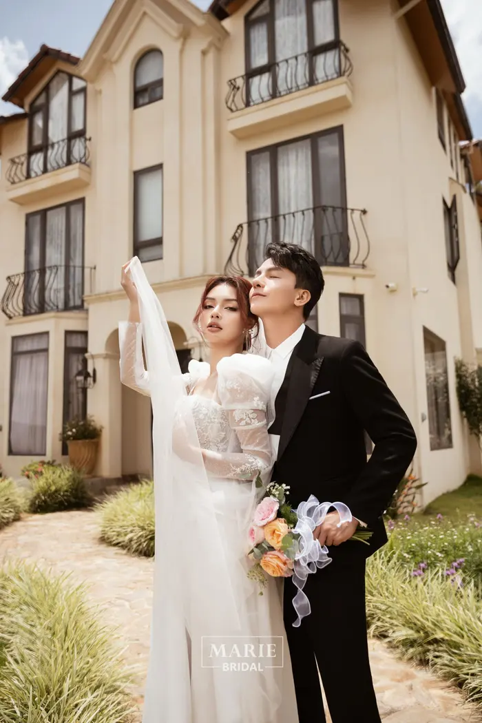 The Hill - Marie Bridal