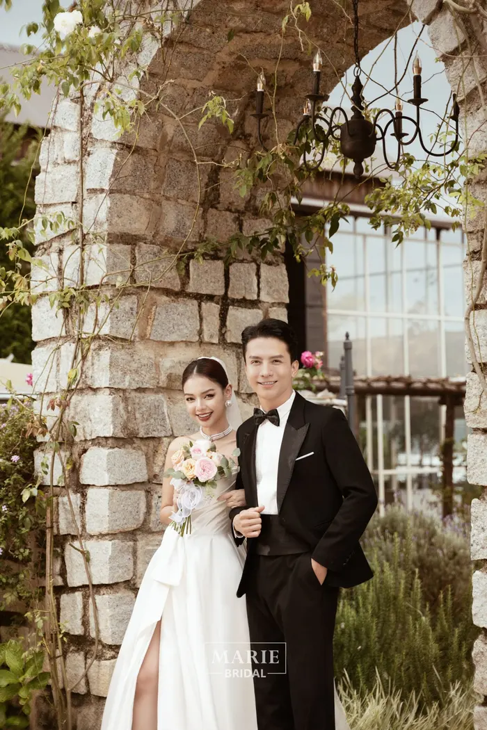 The Valley - Marie Bridal