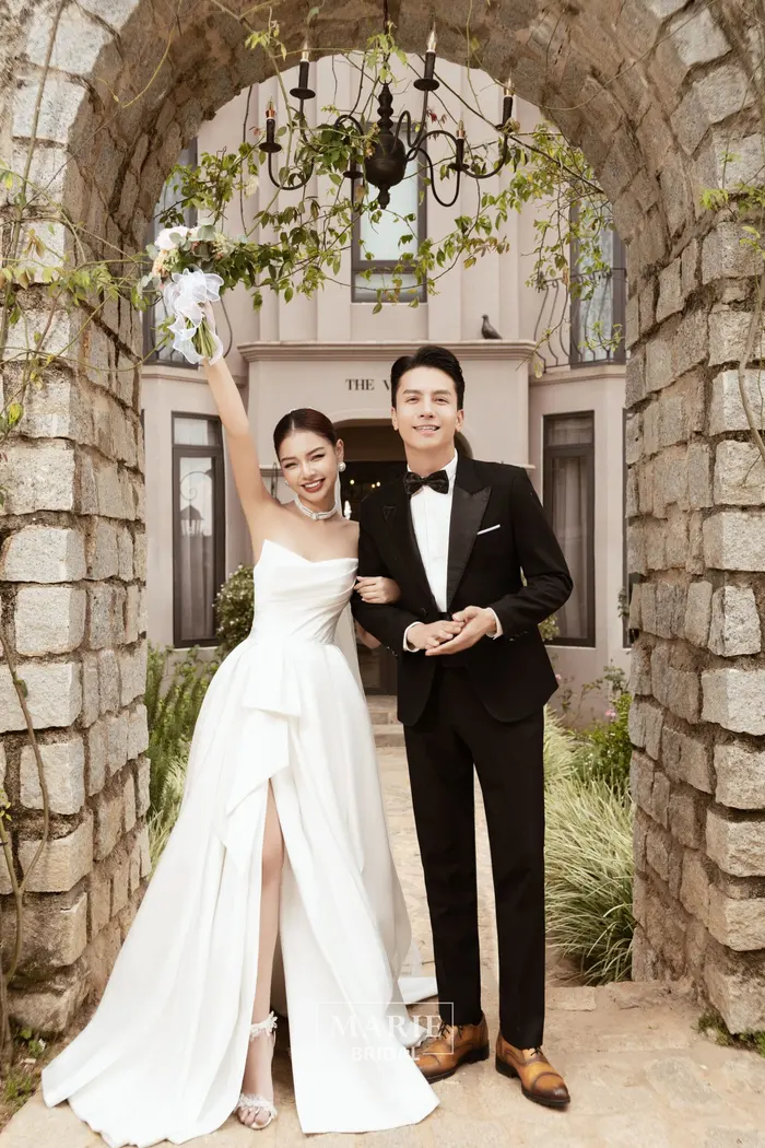 The Valley - Marie Bridal
