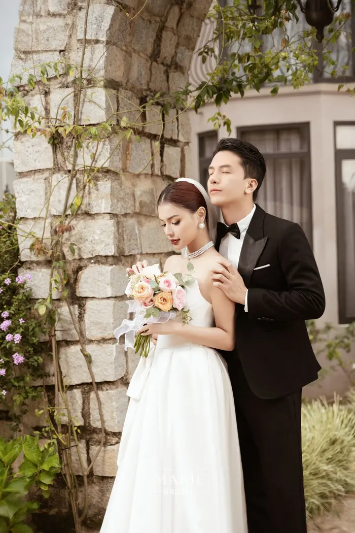 The Valley - Marie Bridal