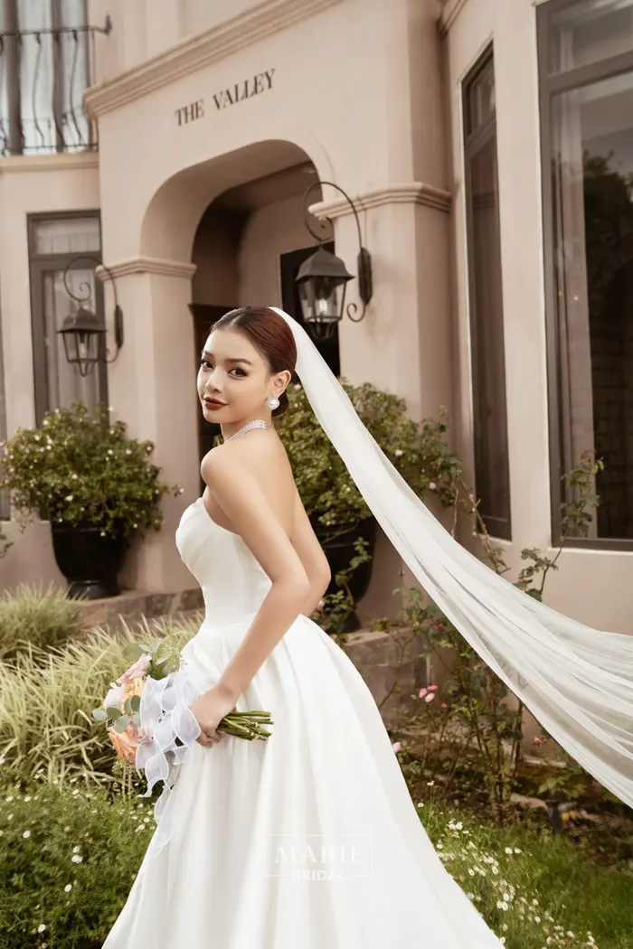 The Valley - Marie Bridal
