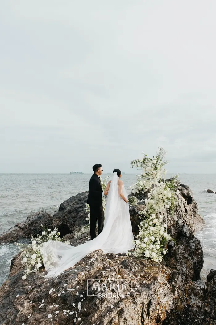 The Vows - Marie Bridal