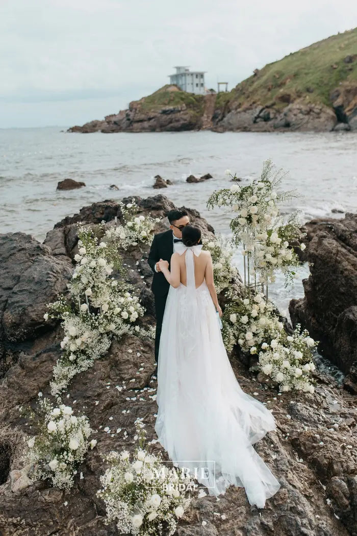 The Vows - Marie Bridal
