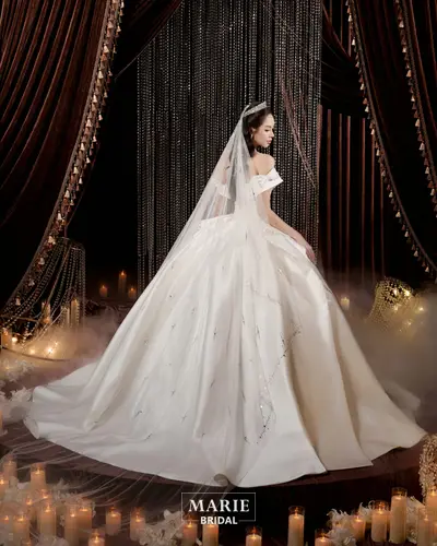 Váy cưới Marie Bridal