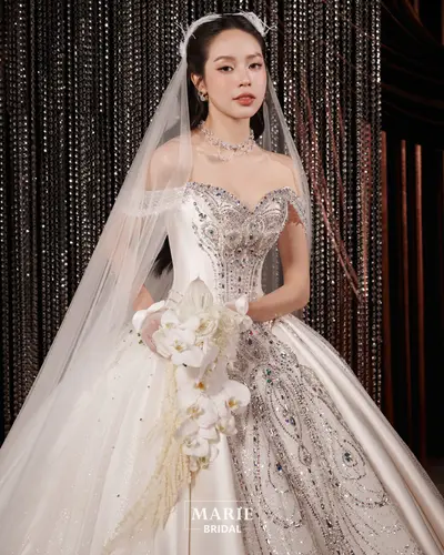 Váy cưới Marie Bridal