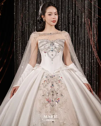 Váy cưới Marie Bridal