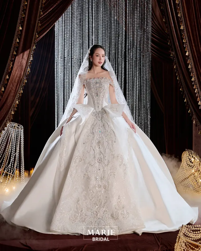Váy cưới Marie Bridal