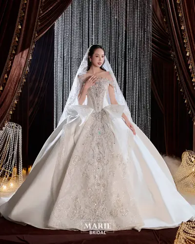 Váy cưới Marie Bridal