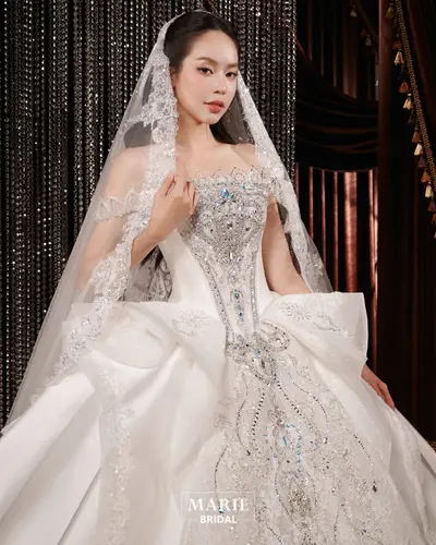 Váy cưới Marie Bridal