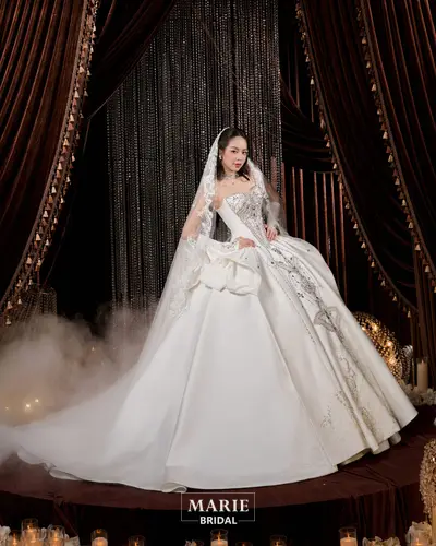 Váy cưới Marie Bridal