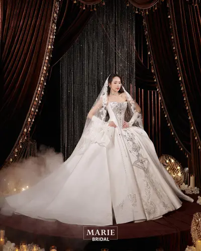 Váy cưới Marie Bridal