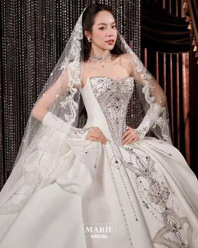 Váy cưới Marie Bridal