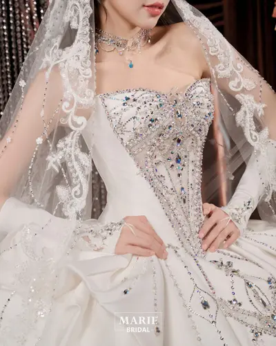 Váy cưới Marie Bridal